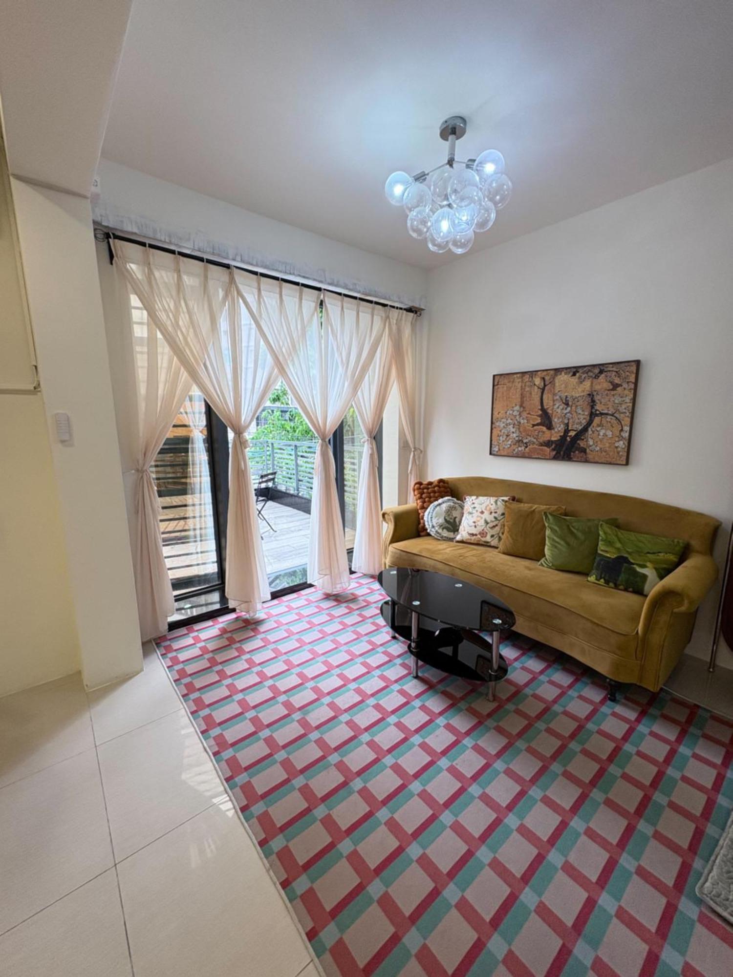Kaohsiung Raifong Corner Homestay Exterior photo