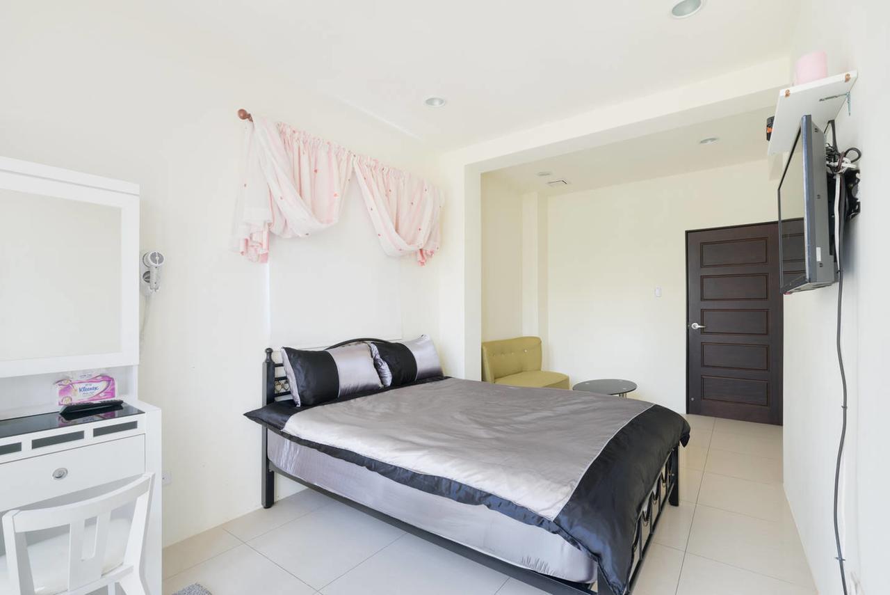 Kaohsiung Raifong Corner Homestay Exterior photo